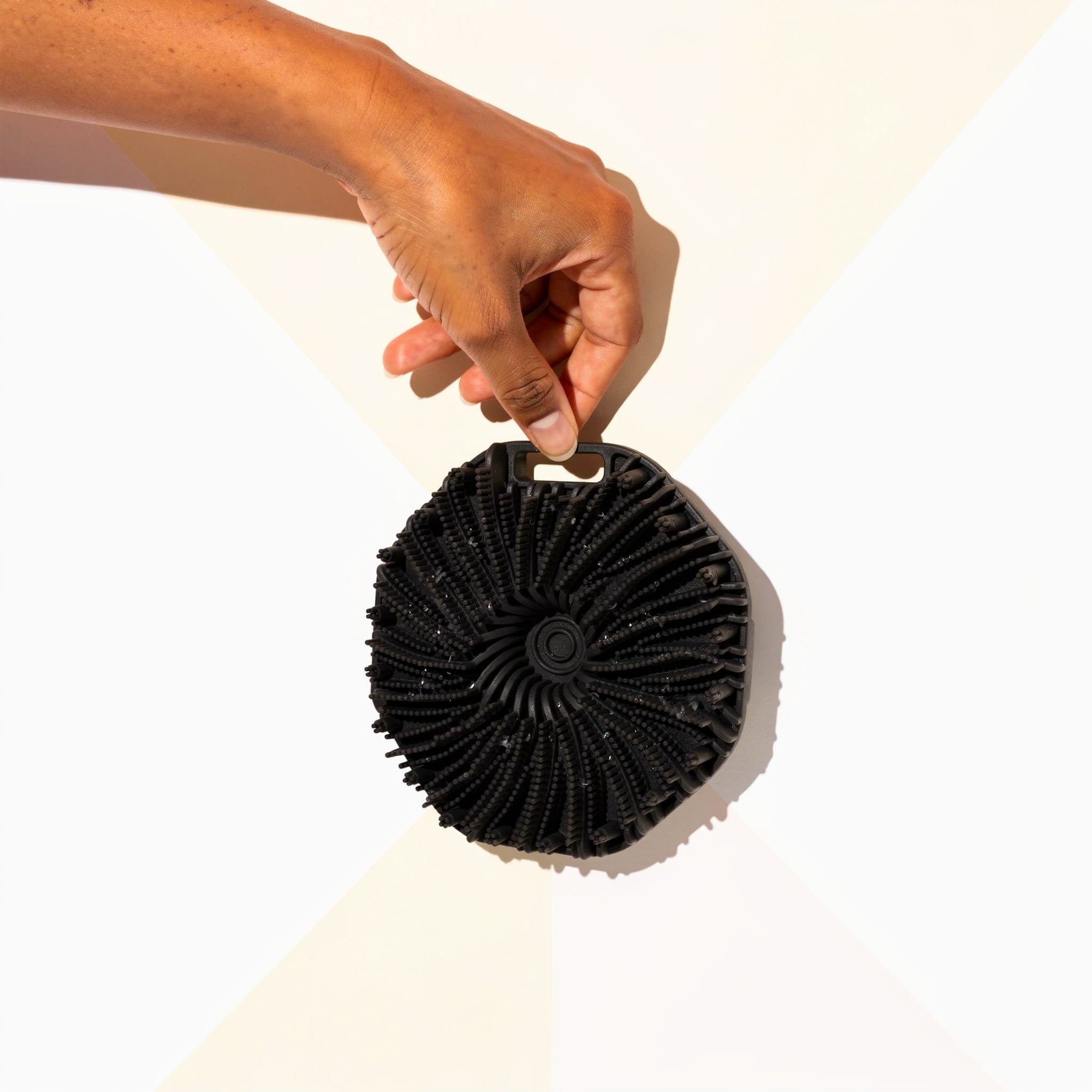 Exfolly – Piel suave en 30 segundos sin bacterias ni esponjas sucias